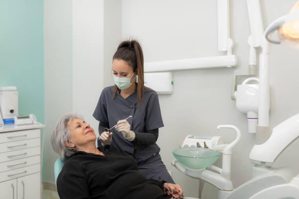 Best Emergency Tooth Extraction in Decatur, MI
